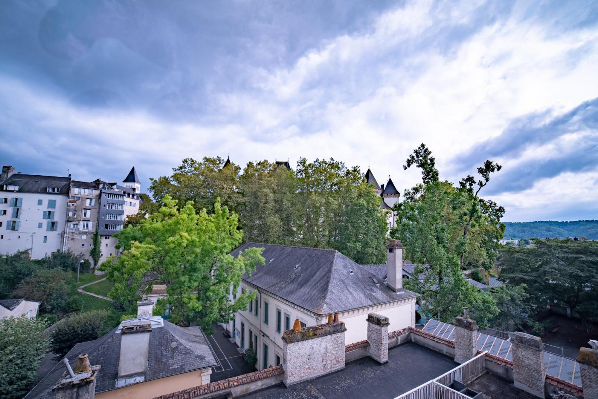 La Vue Royale - Face Au Chateau - Wifi - 4 Personnes Pau Zewnętrze zdjęcie